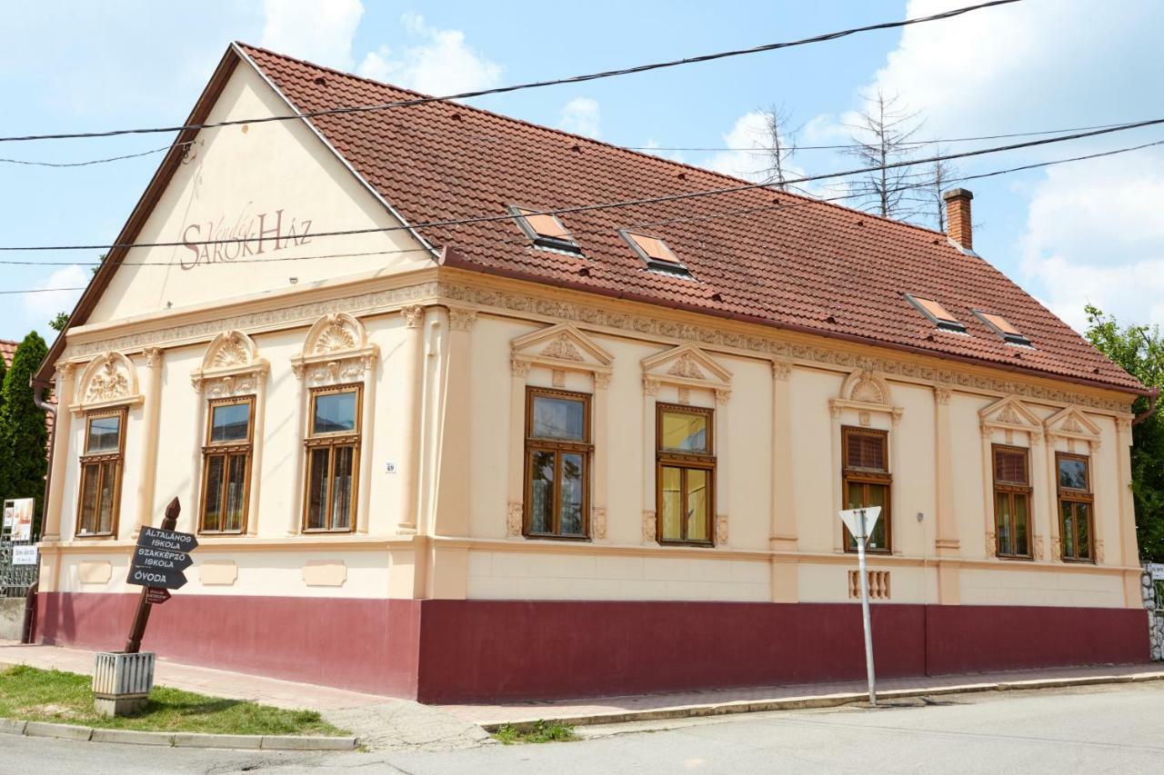 Sarok Vendeghaz Hotel Villány Exterior foto